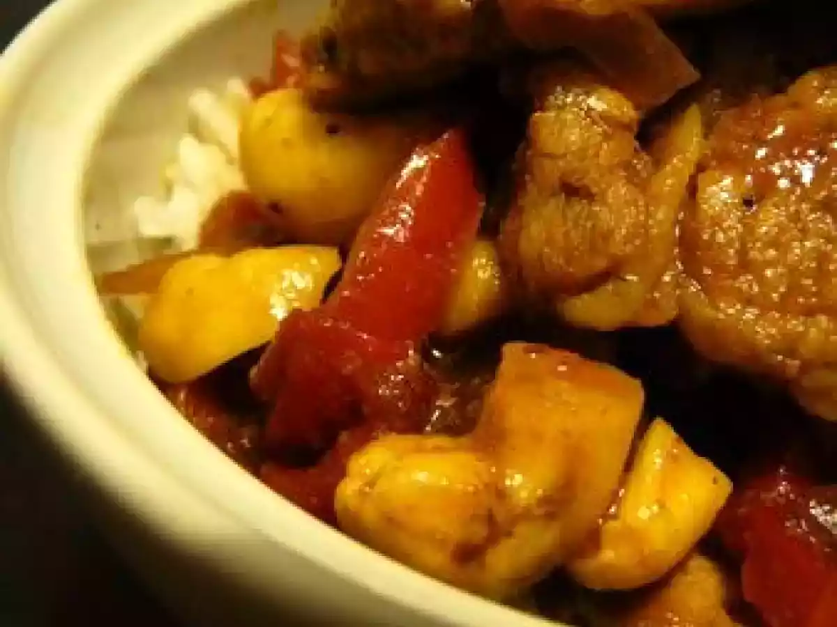 Mignon de porc miellé aux poivrons et noix de cajou