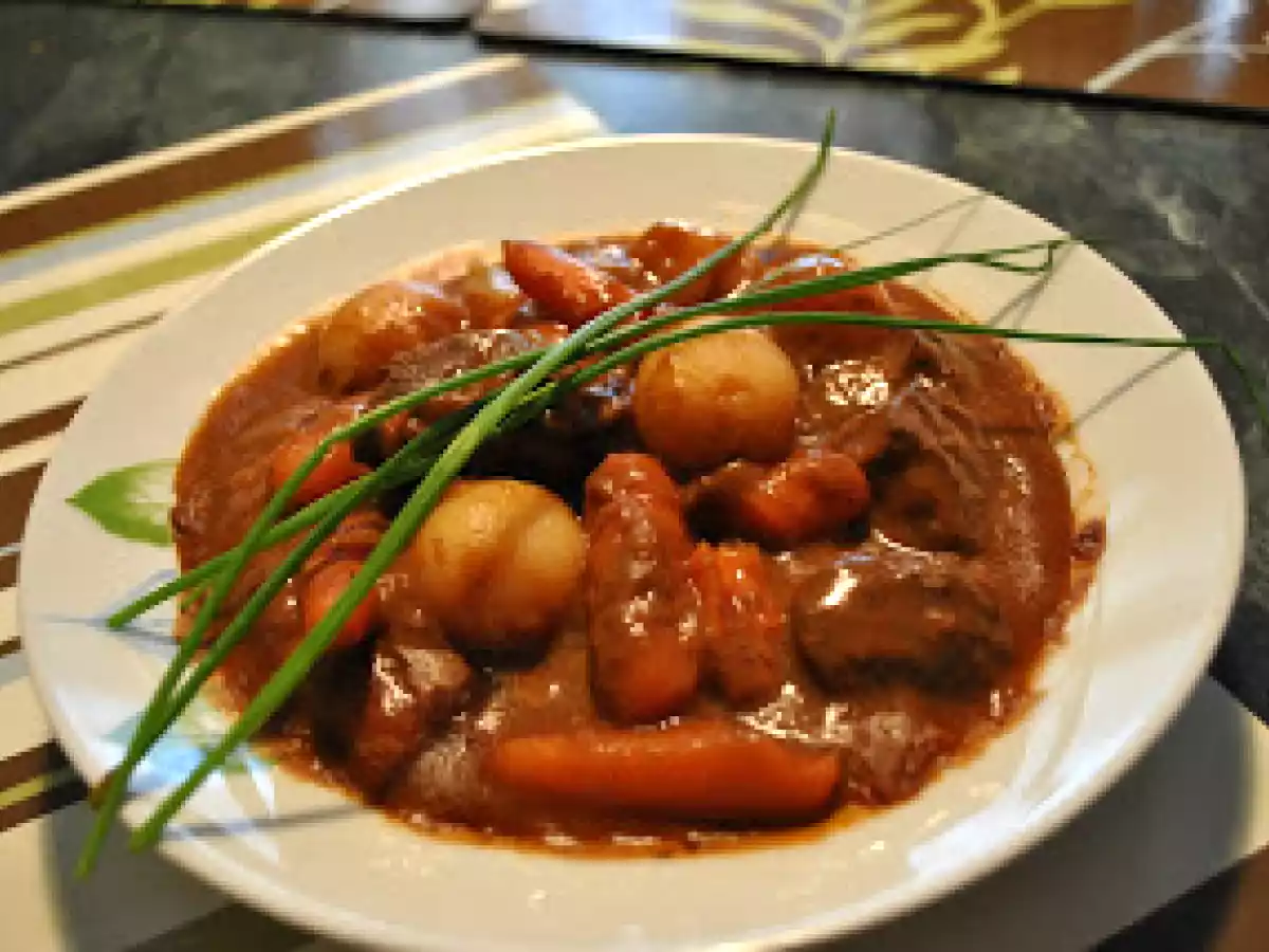 Mijoté de boeuf au vin rouge
