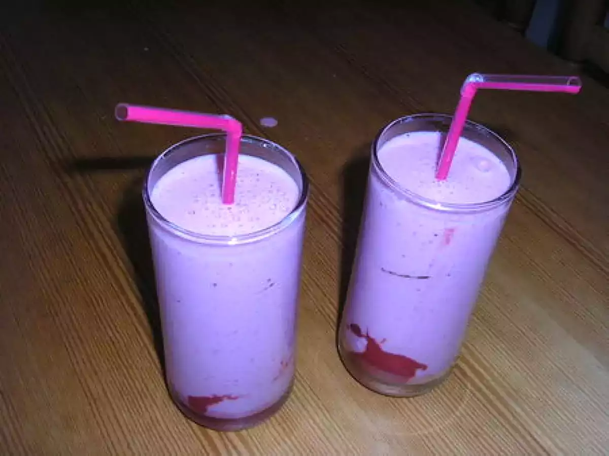 Milkshake rose fraise - photo 2