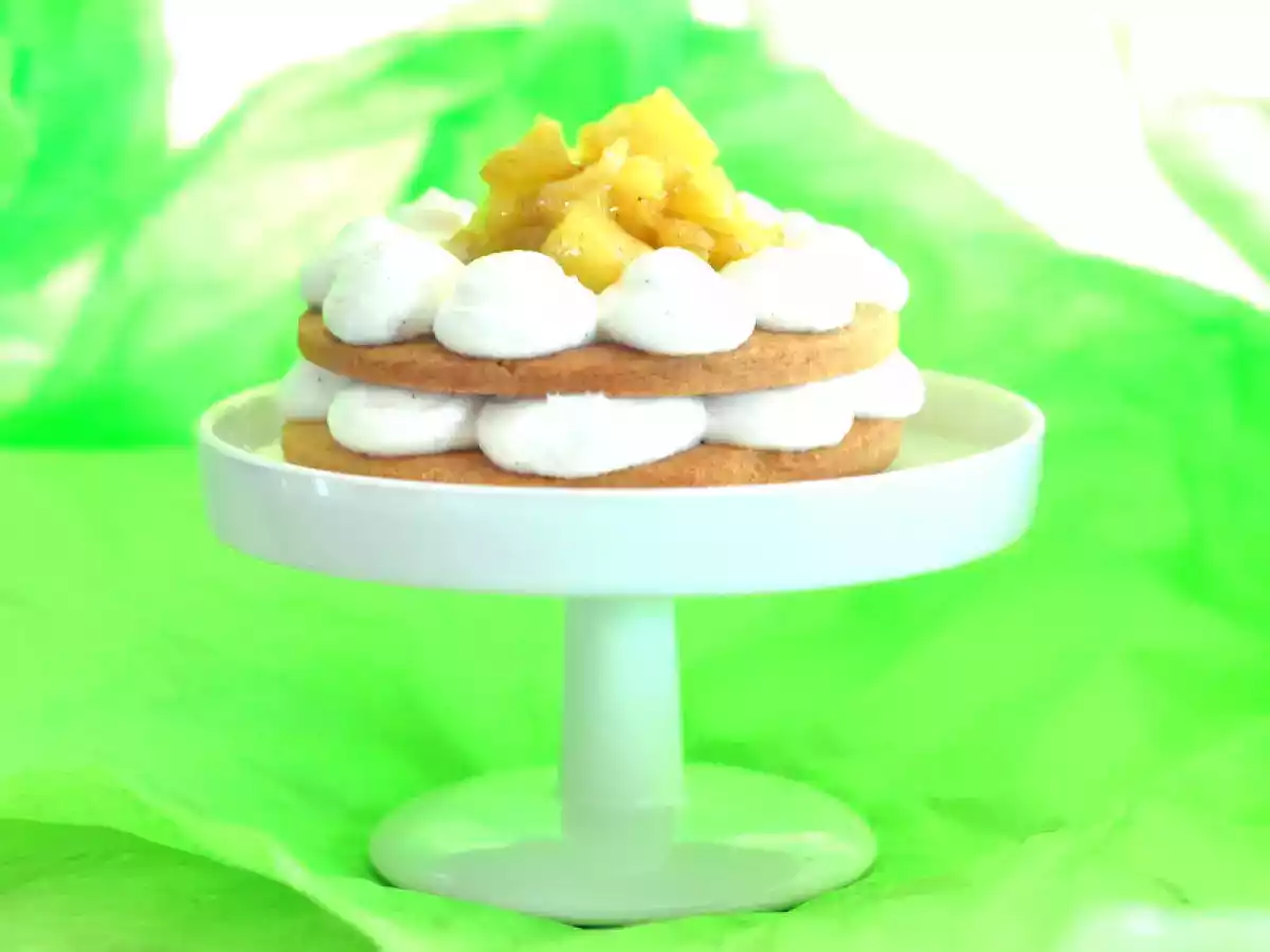 Mille-feuille ananas caramélisé & sablé breton