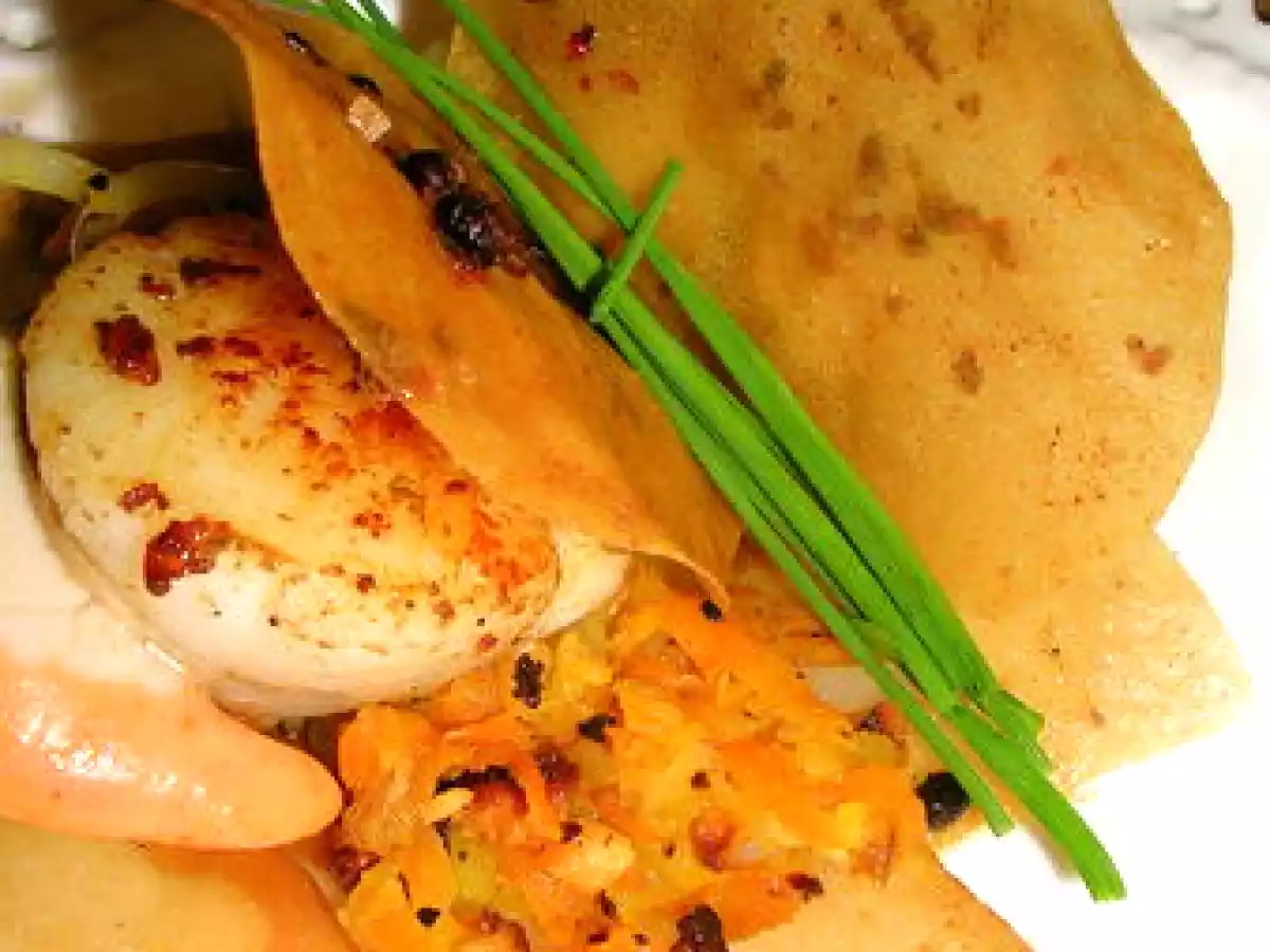 Mille feuille croustillant de Saint Jacques aux parfums d'ailleurs