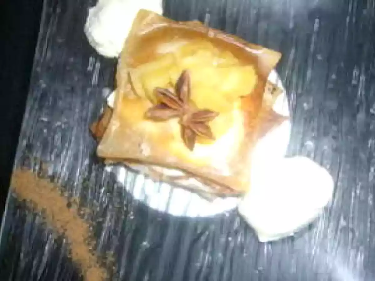 Mille-feuille de mousse chocolat blanc et pommes caramélisées - photo 2