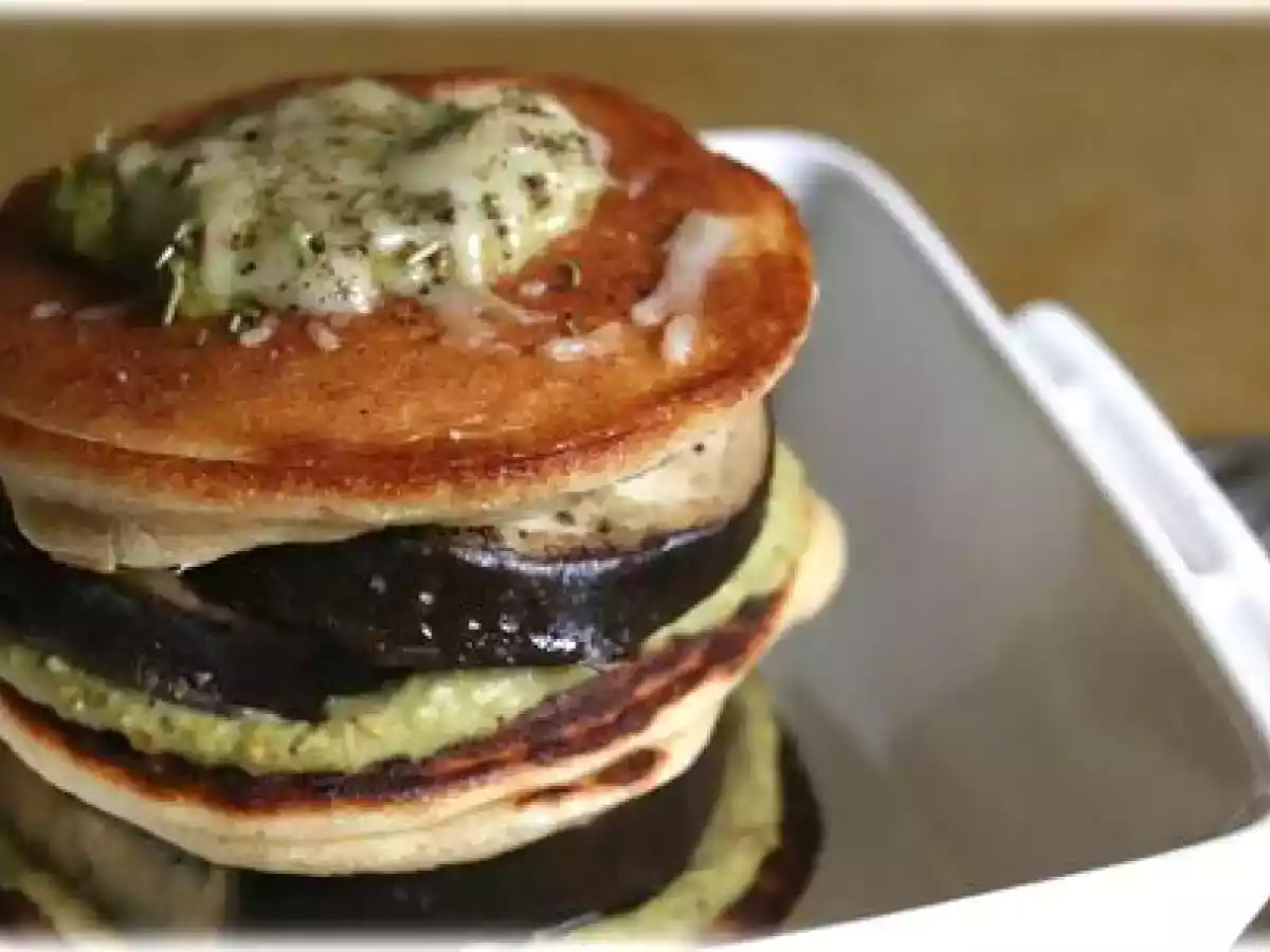 Mille feuilles de blinis d'épeautre, aubergine et crème d'asperge - photo 2