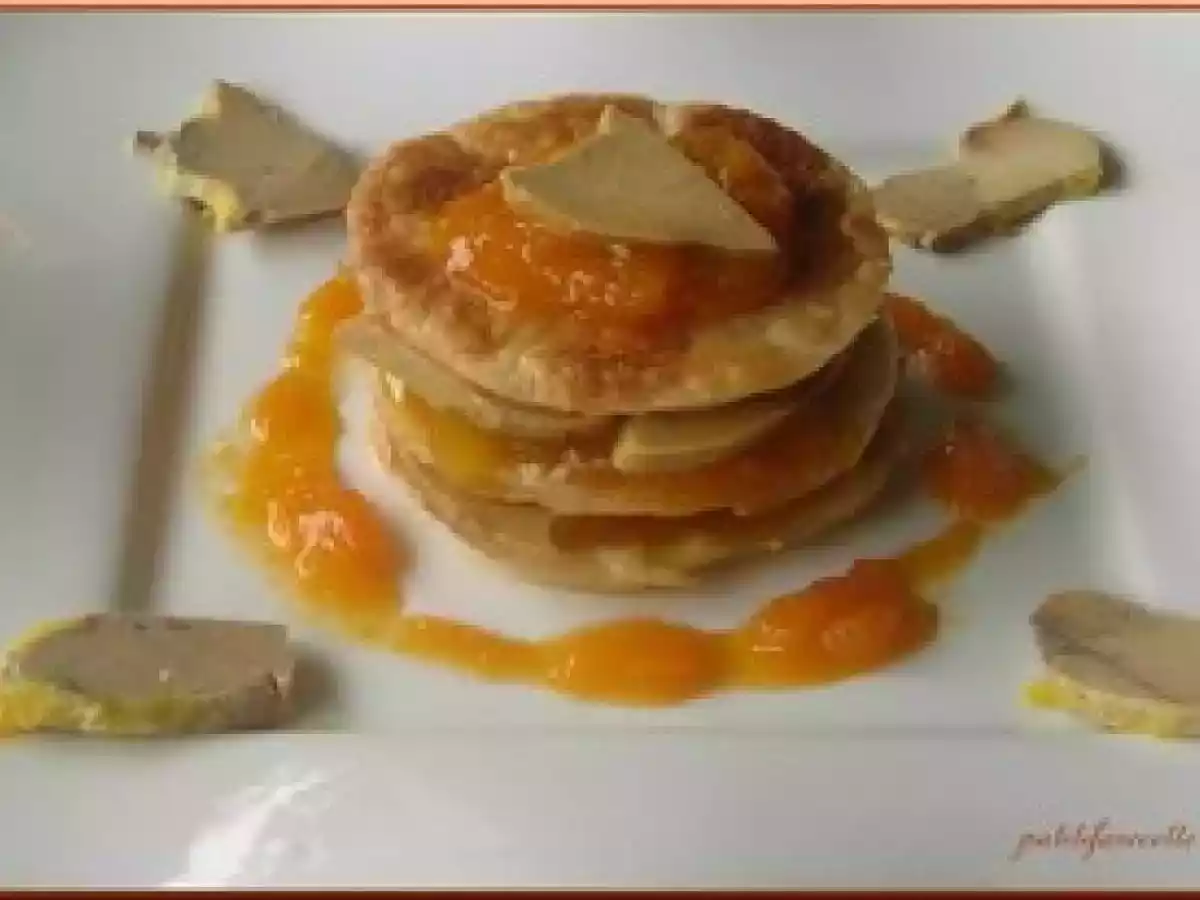 Mille-feuilles de foie gras à la mangue