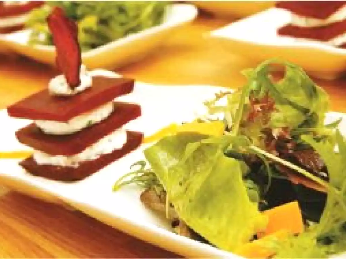 MILLEFEUILLE de BETTERAVE et MOUSSE de CHèVRE FRAIS