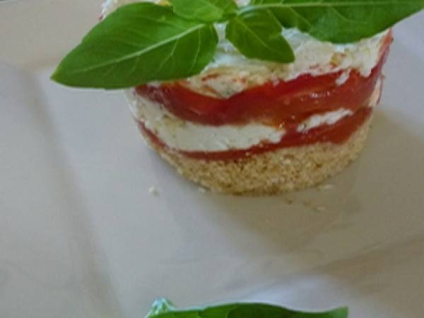 Millefeuille de tomates et chèvre frais