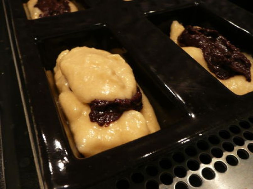 Mini cakes amande-poire au coeur de chocolat. - photo 5