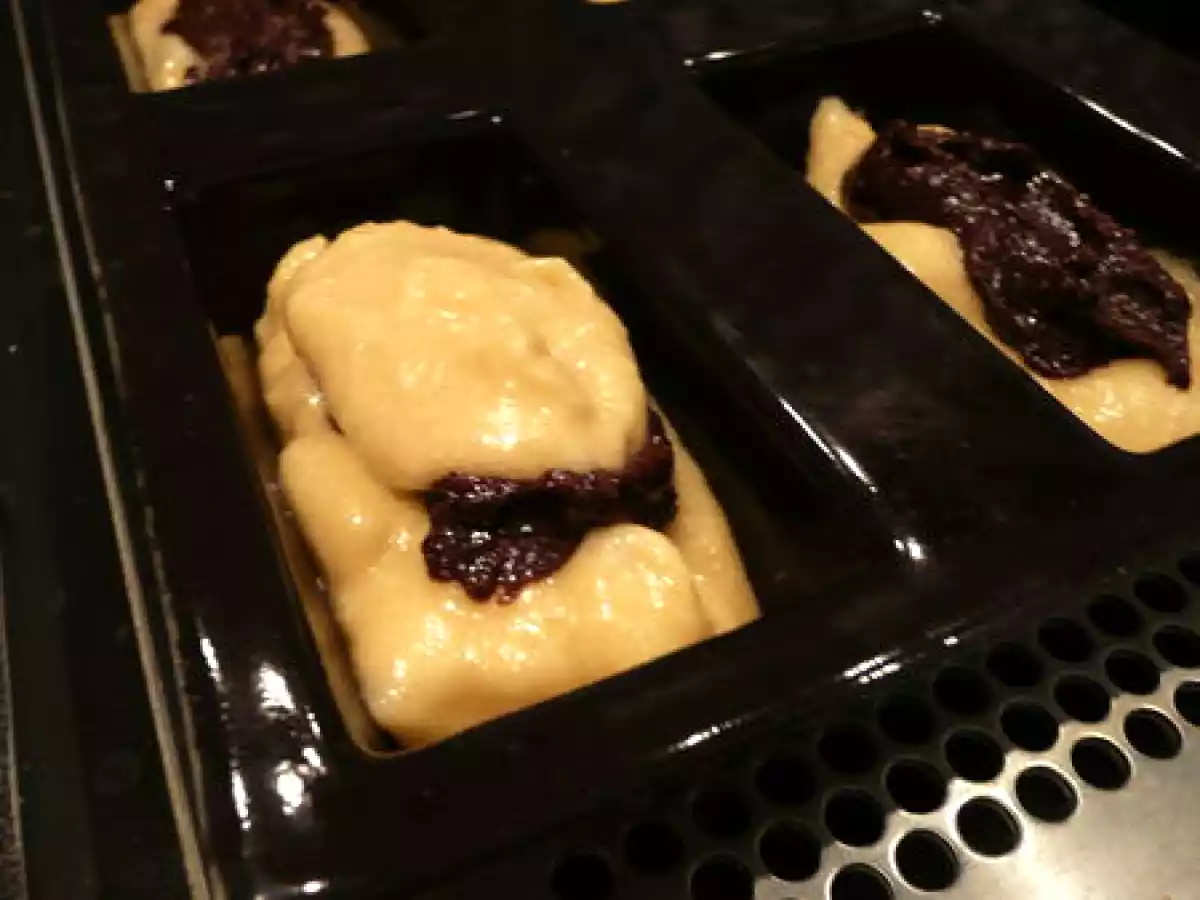 Mini cakes amande-poire au coeur de chocolat. - photo 5