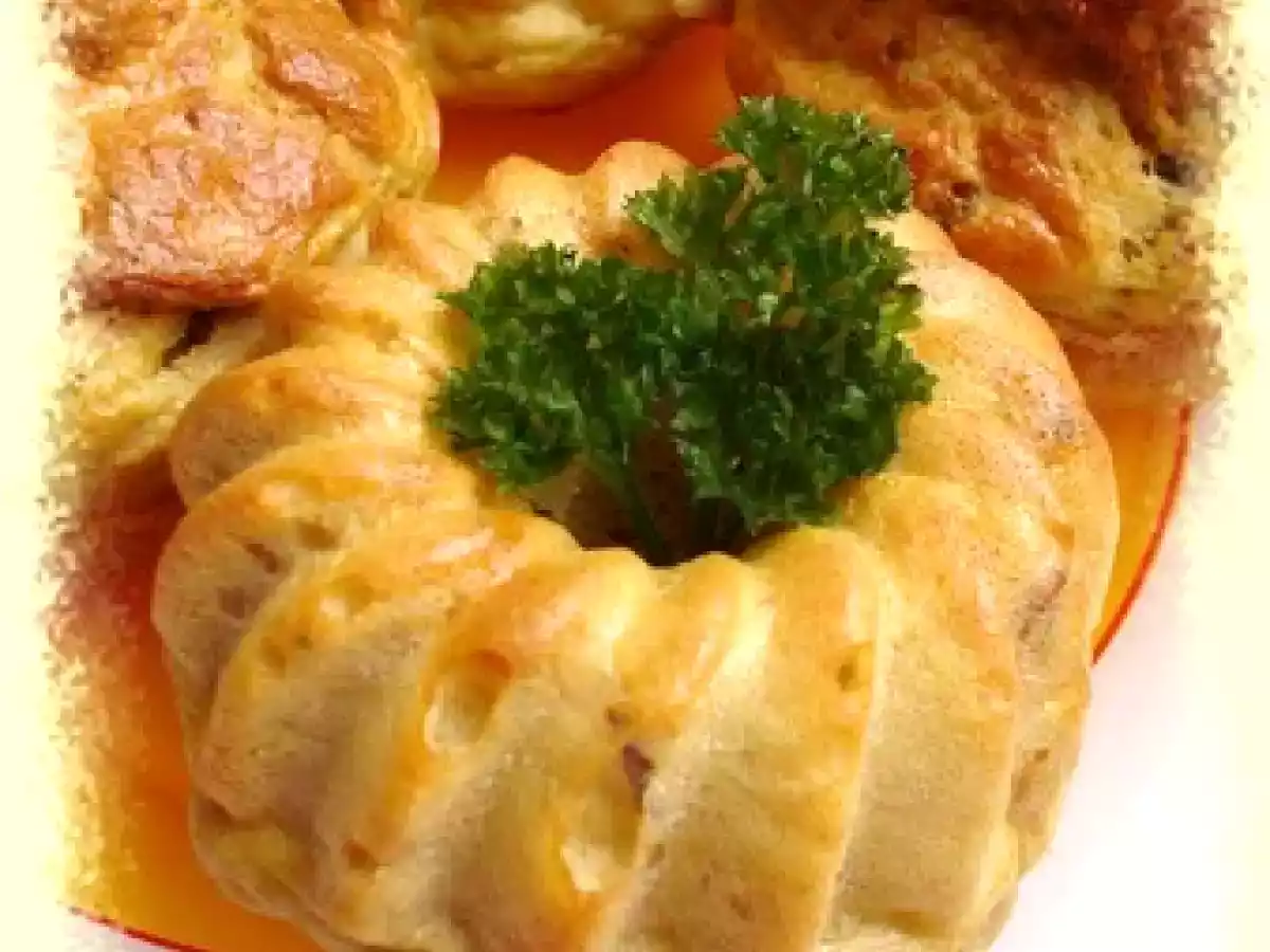 Mini-cakes au thon et aux câpres