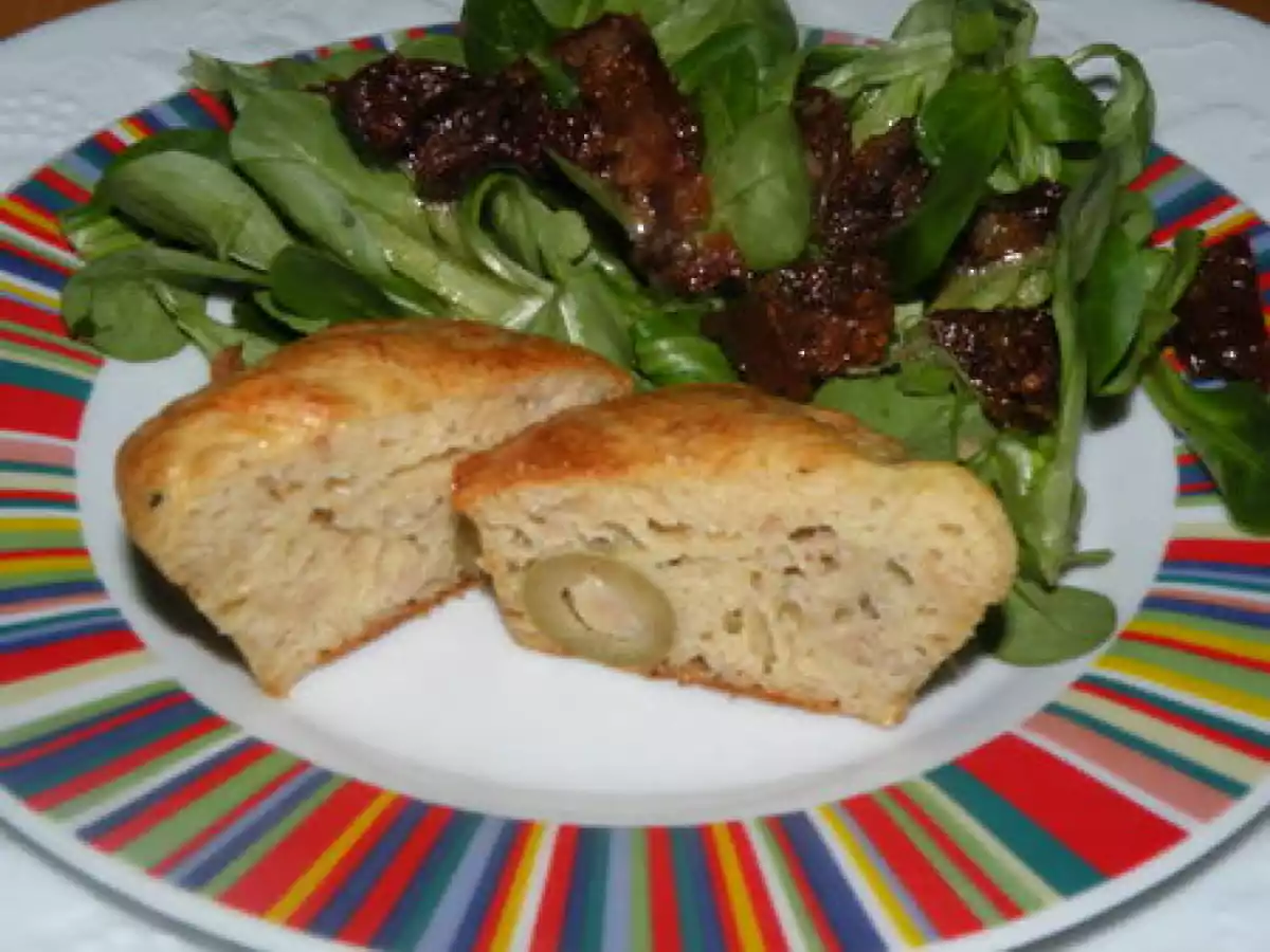Mini cakes au thon et olives