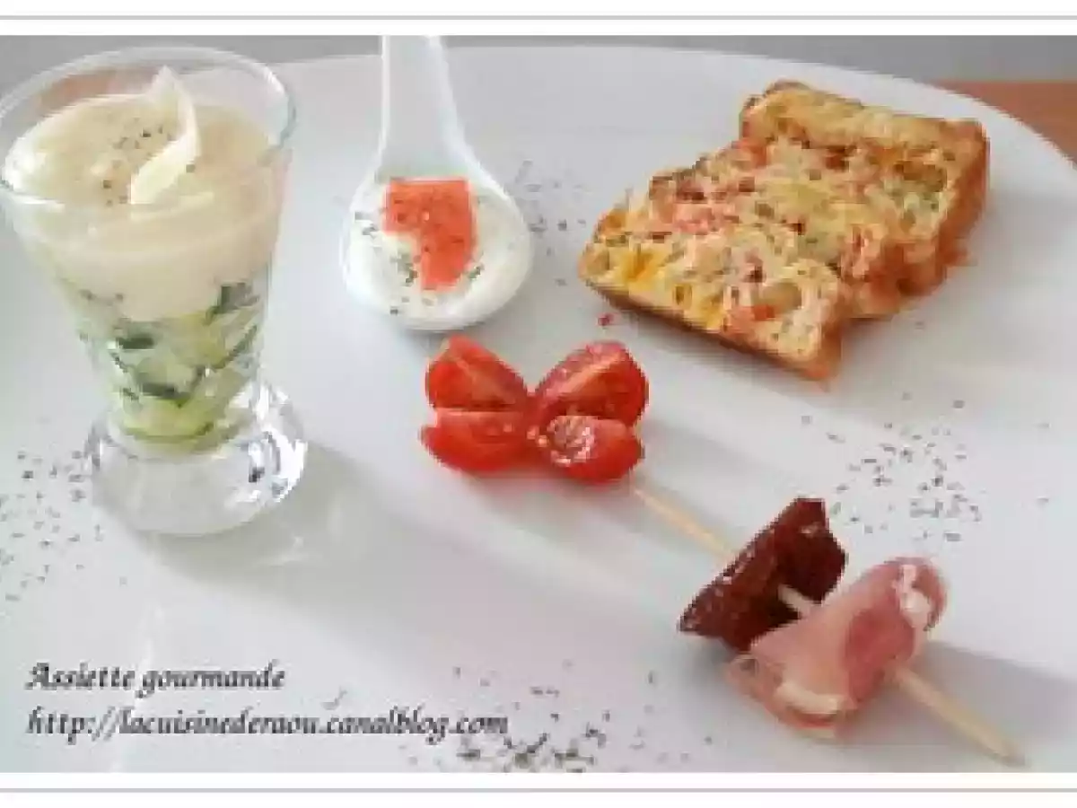 Mini cakes aux 3 poivrons et au saumon fumé - photo 2