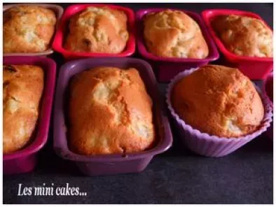 Mini cakes aux poires et aux raisins secs + nouvelle recette de muffins au chocolat
