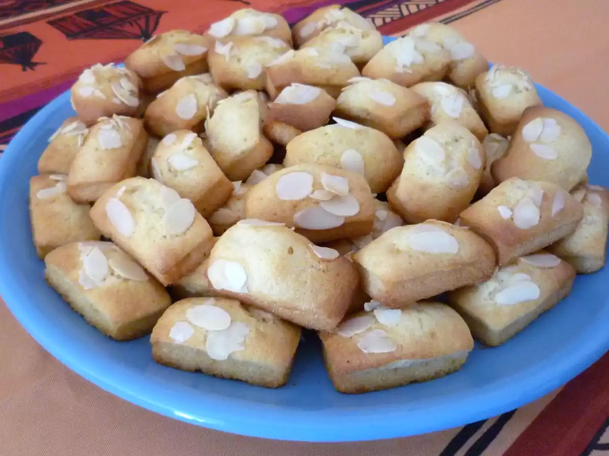 Mini cakes miel-amandes