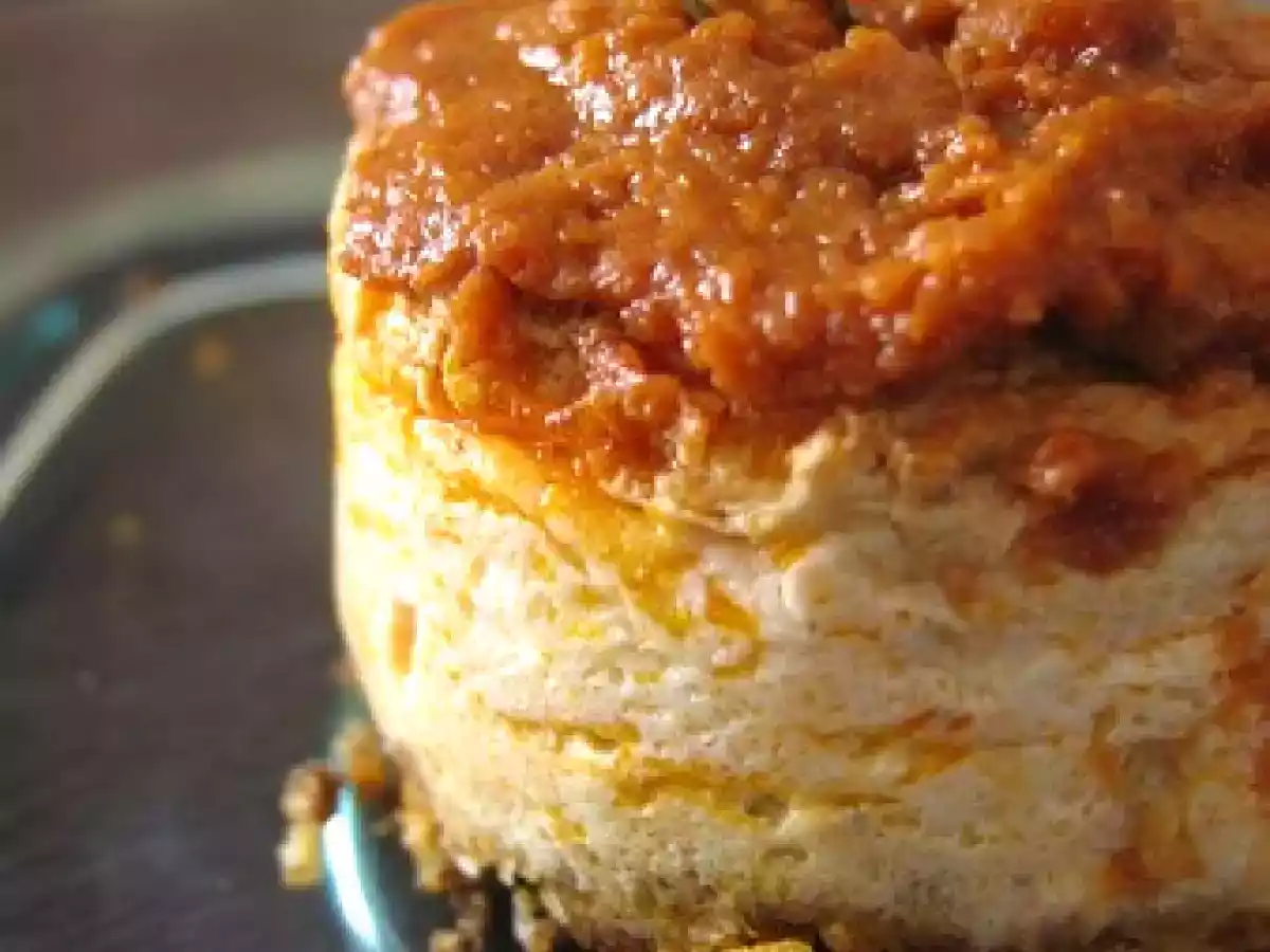 Mini cheesecakes au chèvre et aux tomates confites