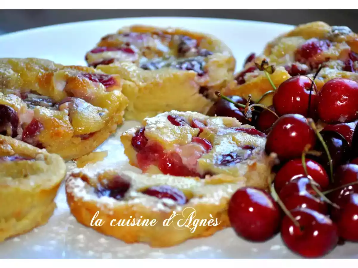 Mini clafoutis aux cerises et à la pistache