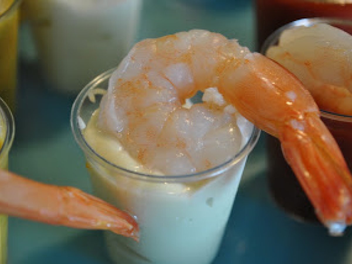 Minicocktails de crevettes sauce mayonnaise wasabi et miel Recette