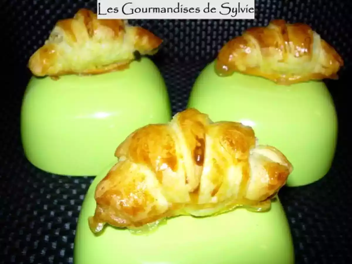 Mini-Croissants aux Tomates Séchées