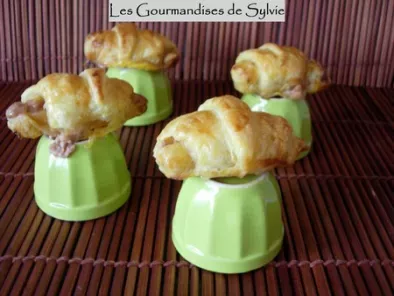 Mini-Croissants Foie Gras et Confit de d'oignons Mangue-Ananas