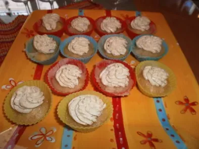 Mini cupcakes au chèvre mousse de pesto de basilic