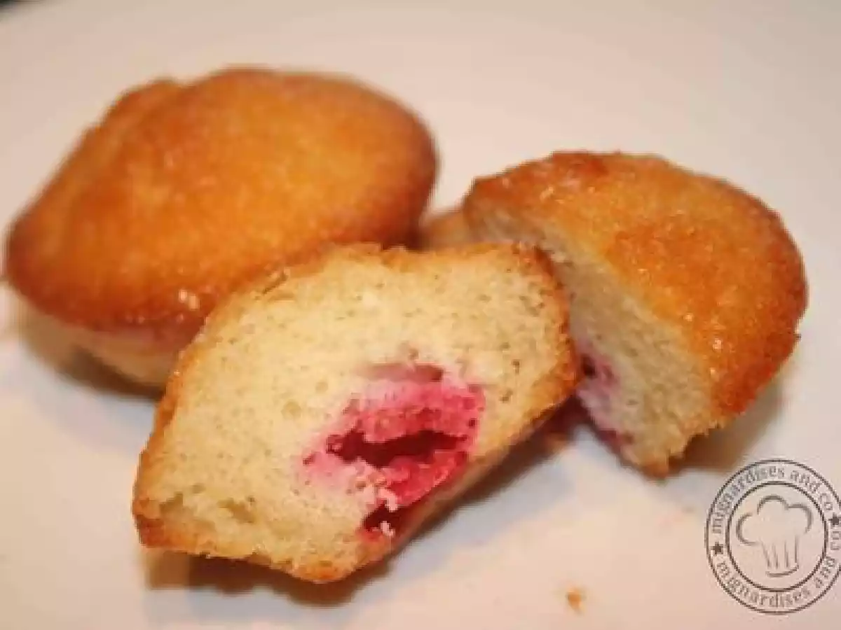 MINI FINANCIERS AUX FRAMBOISES ET NOIX DE CAJOU