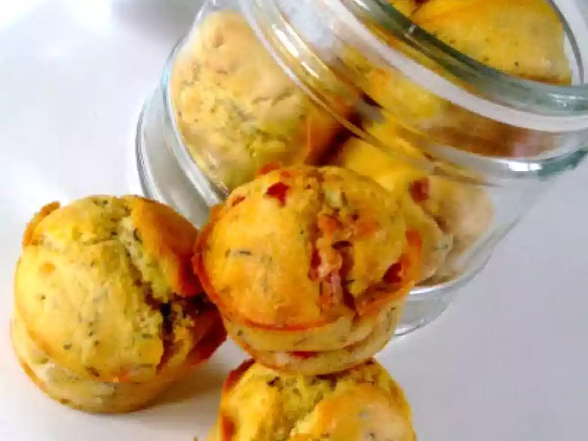 Mini-Muffins aux Lardons et au Thym
