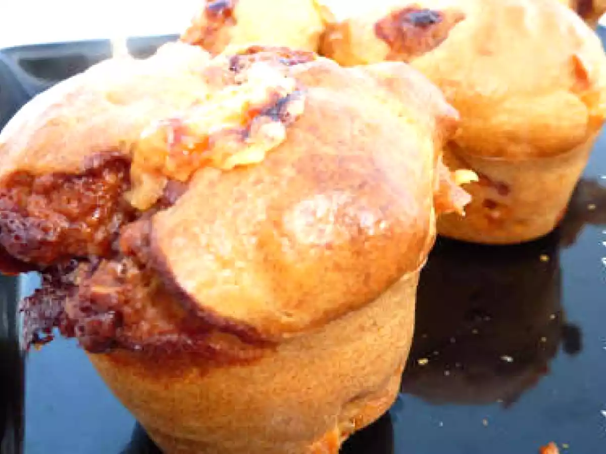 Mini Muffins Basques (chorizo, fromage basque, cerises noires) - photo 2