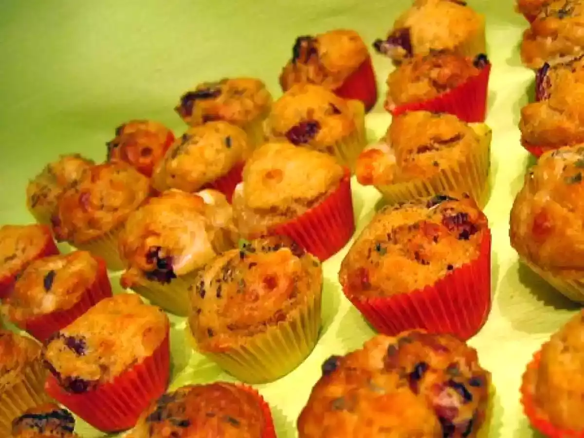 Mini muffins salés aux tomates séchées, parmesan et origan - photo 2