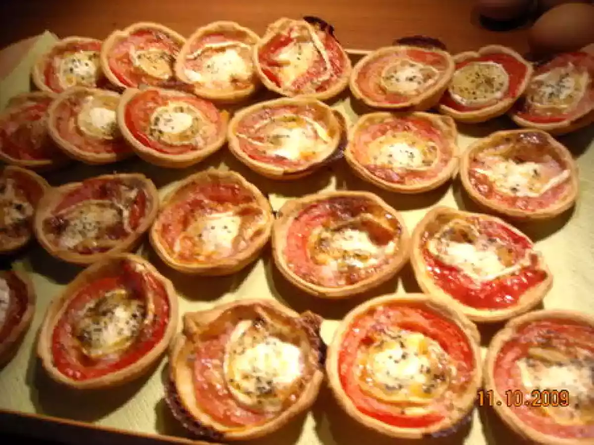 MINI PIZZAS ET MUFFINS AUX LARDONS