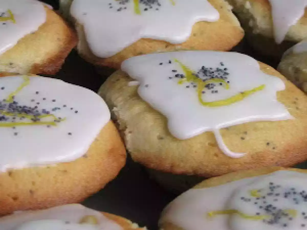 Mini quatre-quarts au citron et pavot