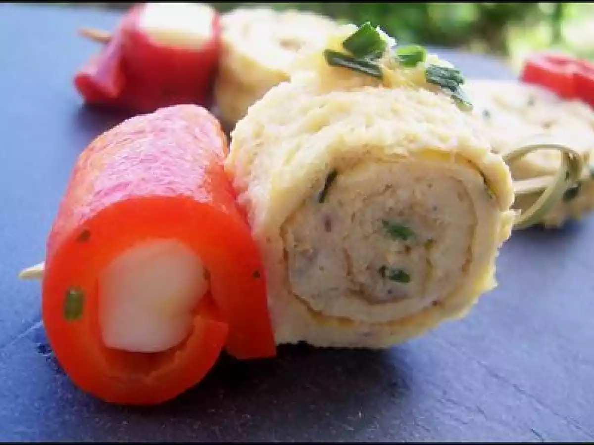 Mini Spiedini Omelette, Poivron Et Scamorza Fumée.