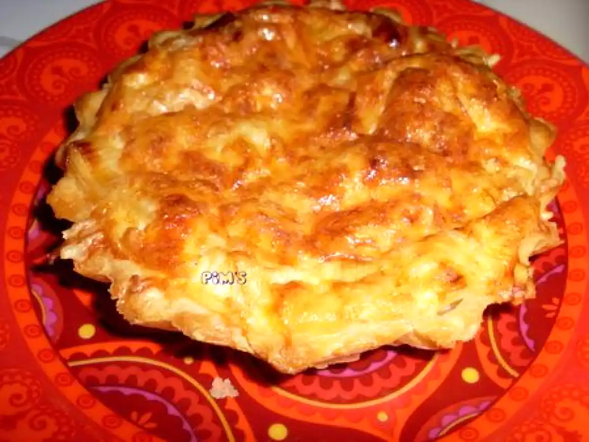 Mini-tarte poireaux / chèvre / lardons