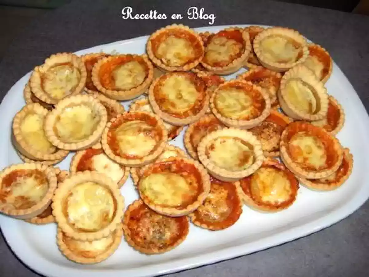 MINI TARTELETTES SALEES TOMATES COURGETTES JAMBON FROMAGE