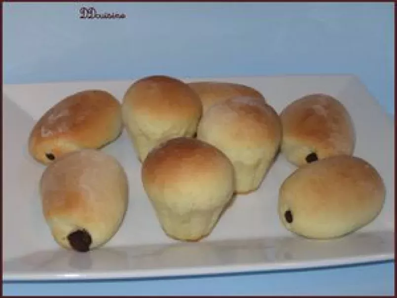 Mini viennoiseries (brioches et petits pains au chocolat)