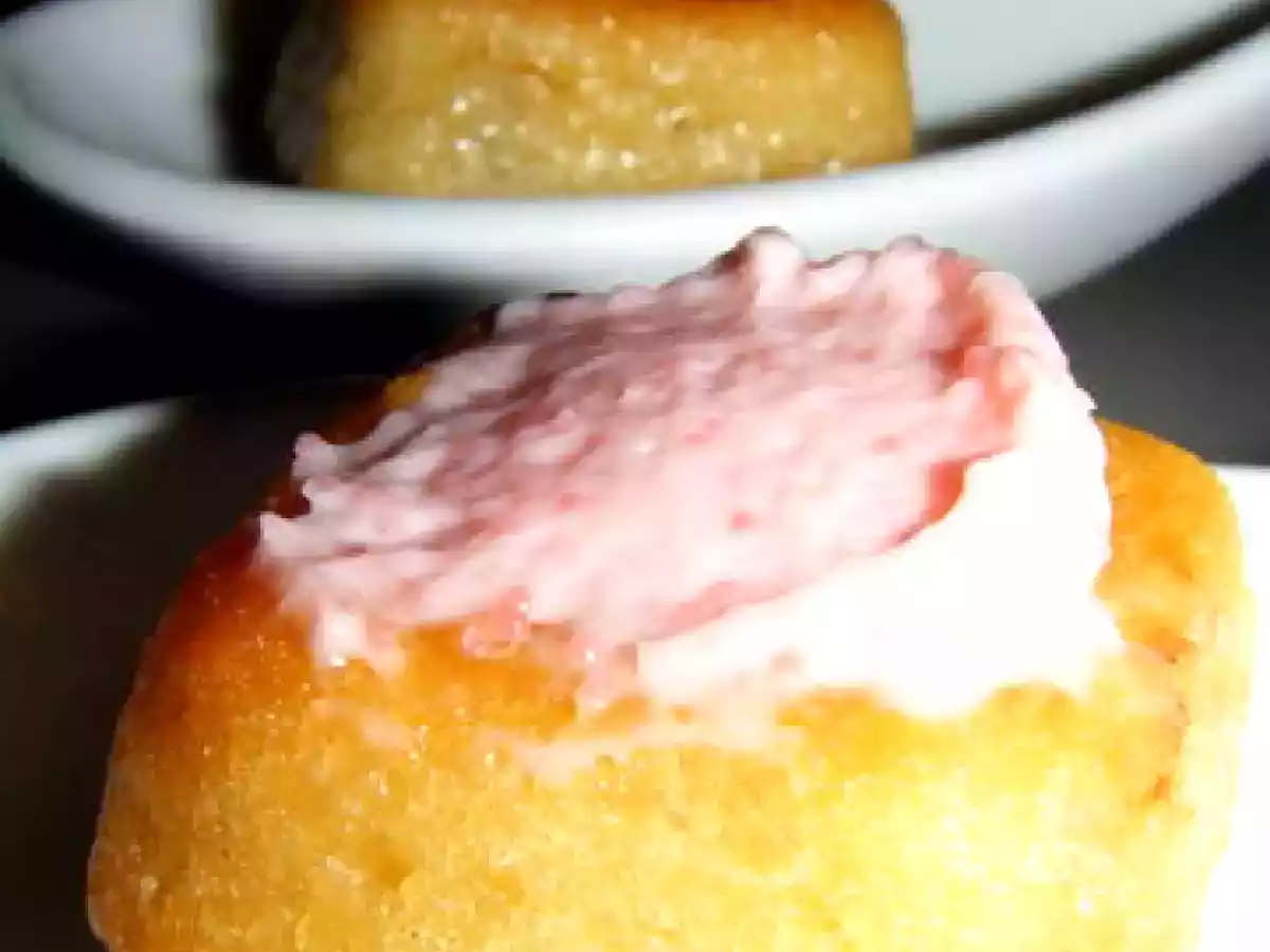 Minis cakes crevettes, oeufs de lump