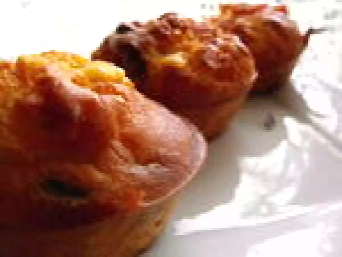 Minis cakes lardons, pistaches et édam - photo 2