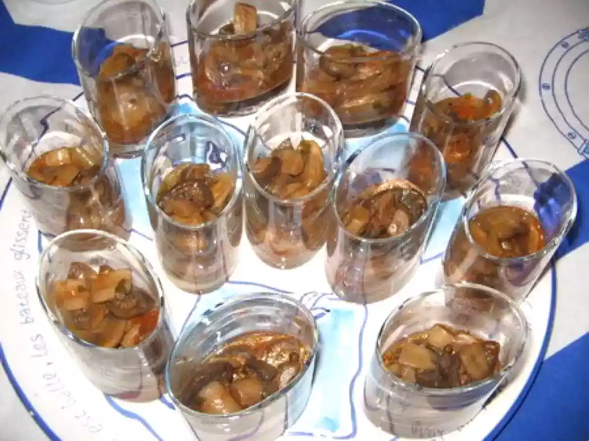 Minis verrines de champignons a la grecque