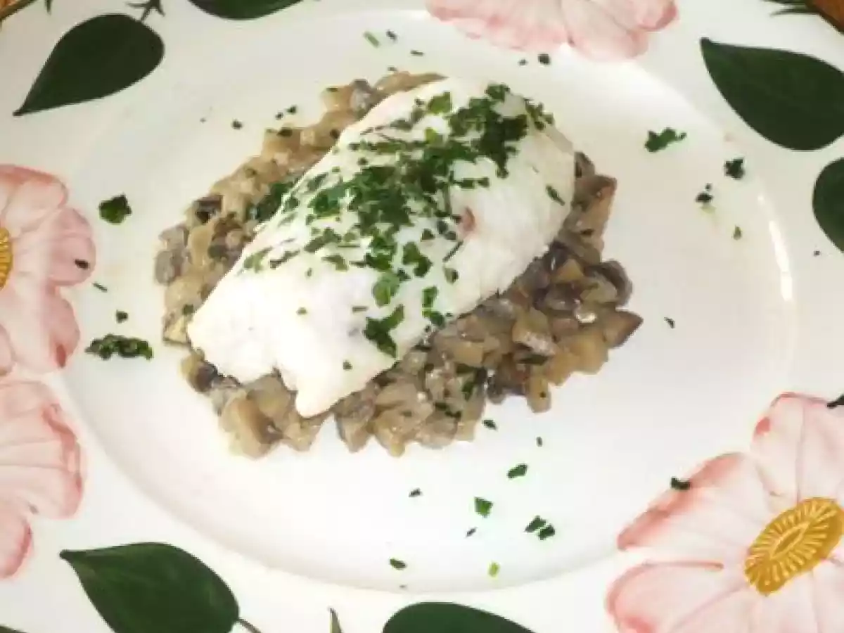 Mitonnée de champignons de Paris et pavé de cabillaud...recette légère de Guy Martin
