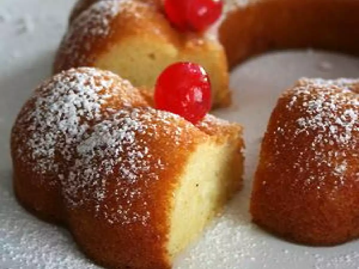 Moelleux à la faisselle et ananas