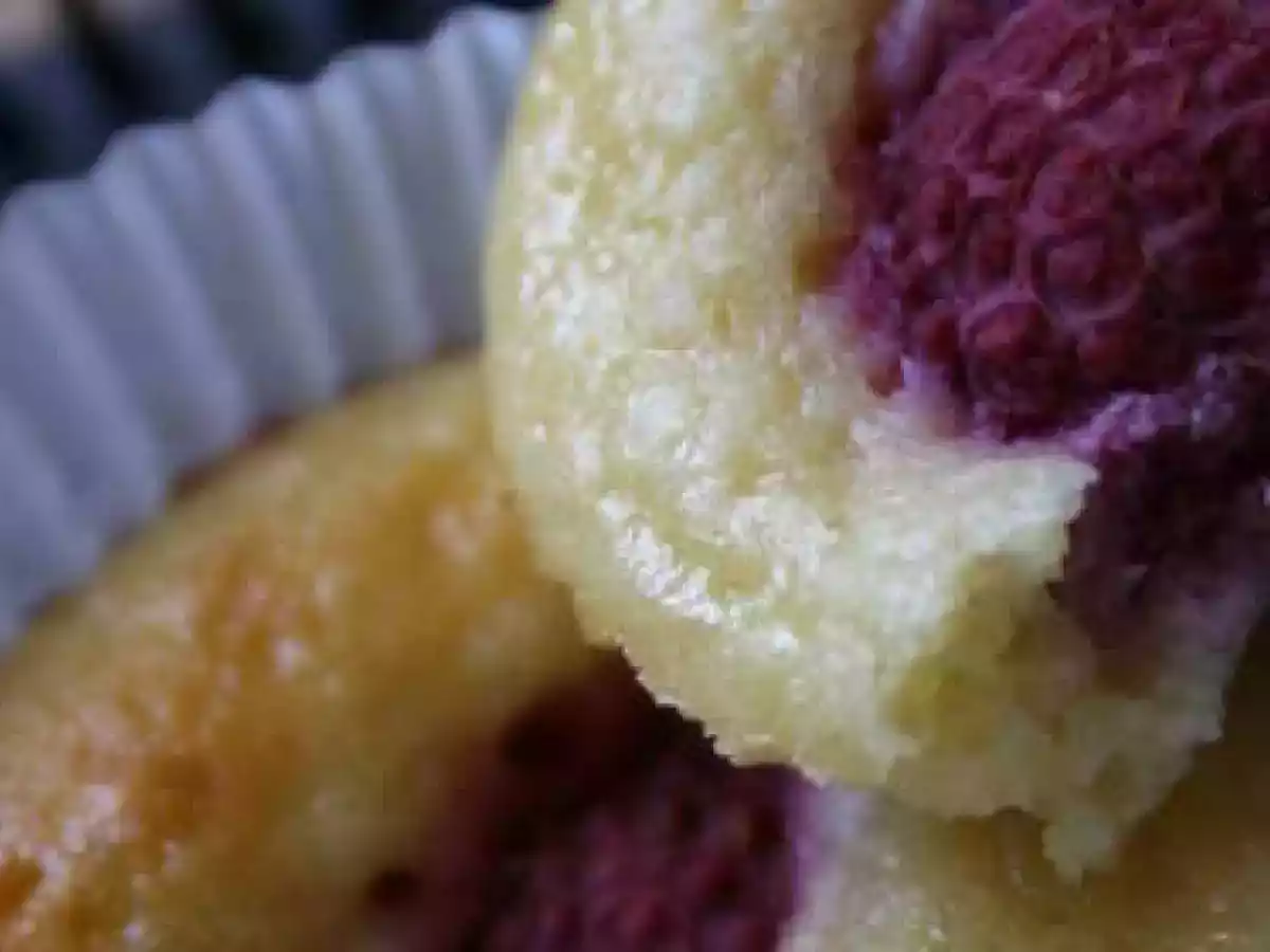 Moelleux à la ricotta et aux framboises - photo 2