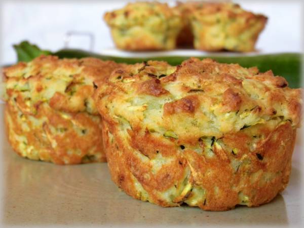 Moelleux Au Chevre Et A La Courgette Recette Ptitchef