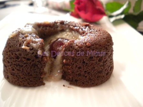 Moelleux Au Cœur Coulant Chocolat Blanc Et Griottine Pour La Saint Valentin Recette Ptitchef