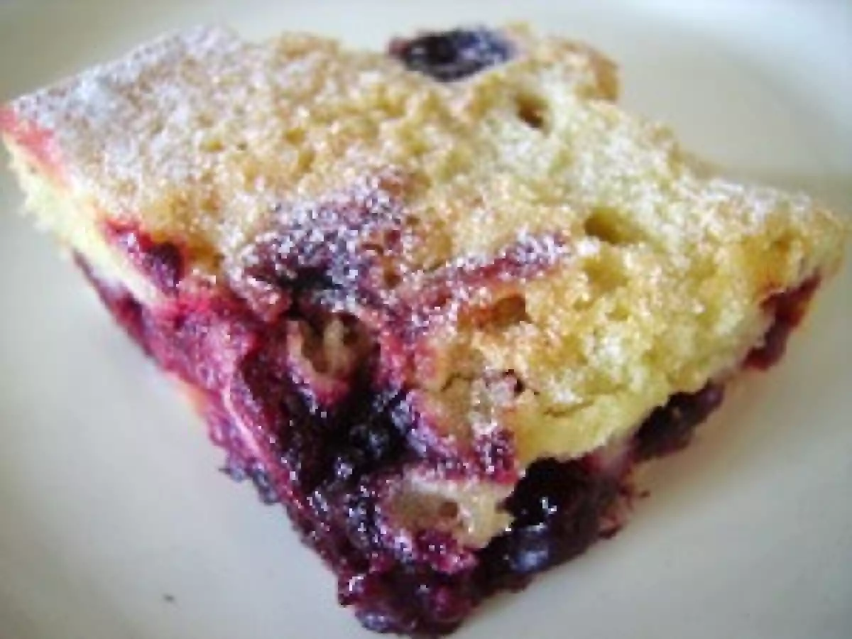 MOELLEUX AUX FRUITS ROUGES ET AMANDES