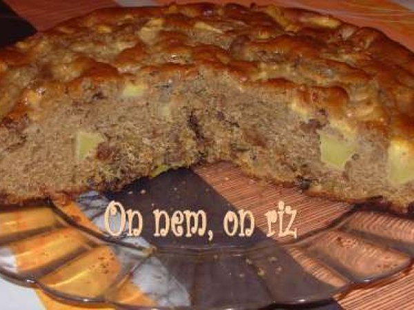 Moelleux Aux Pommes Aux Raisins Et A La Noisette Recette Ptitchef