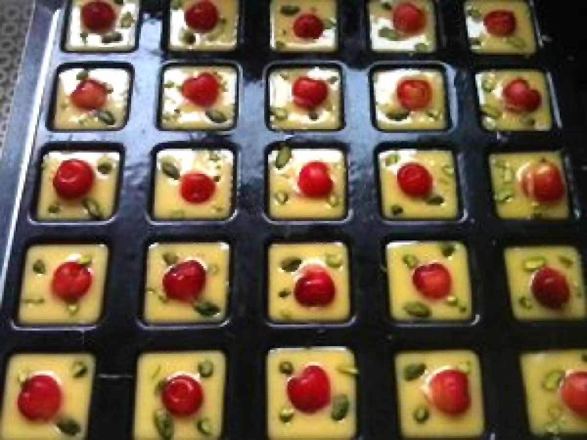 Moelleux pistache cerises de Christophe Felder