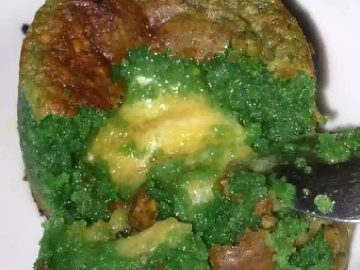 Moelleux pistache, coeur coulant de calisson