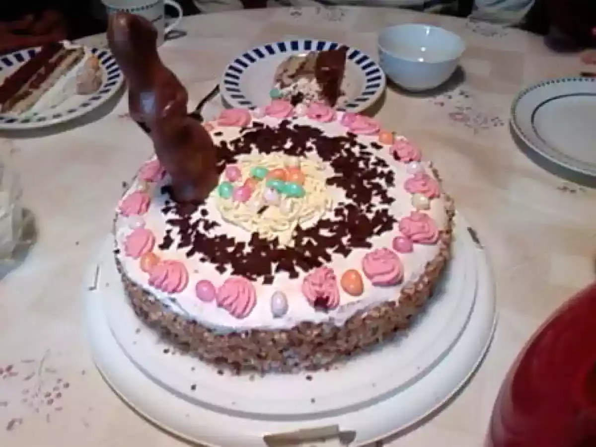 Mon gâteau de Paques nid de paques mousse praliné - photo 2