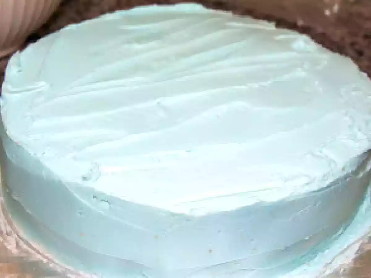 Mon projet de gateau Arc-en-Ciel partie 3 : Frosting ou couvrir le gâteau