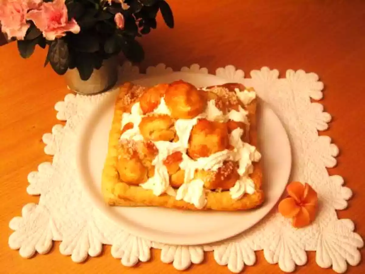 Mon Saint Honoré crème chantilly, marron et pâtissière