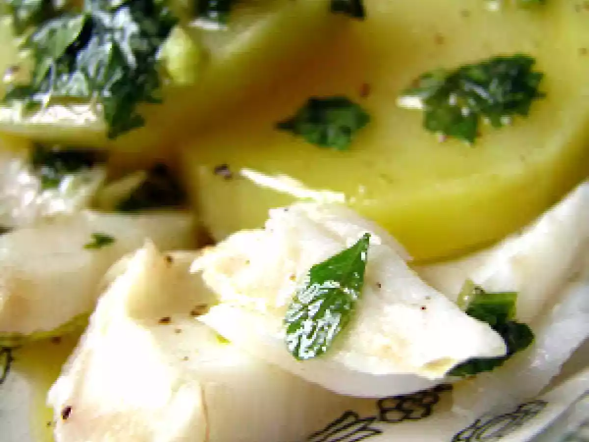 Morue et pommes de terre primeur en salade