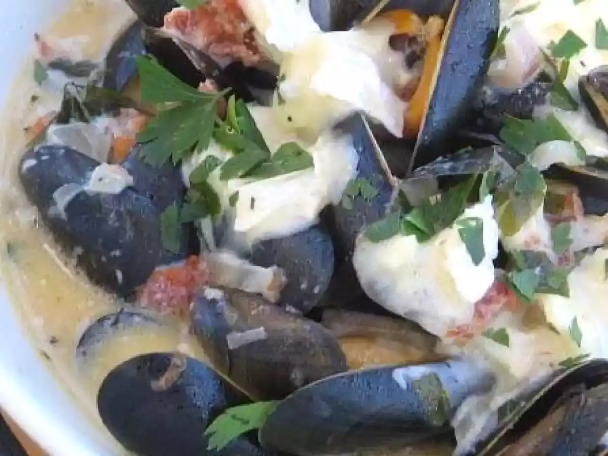 Moules au Bresse Bleu et au Muscadet
